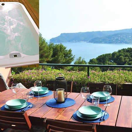 Una Spettacolare Vista Mare - Casa Con Jacuzzi Bergeggi Exteriör bild