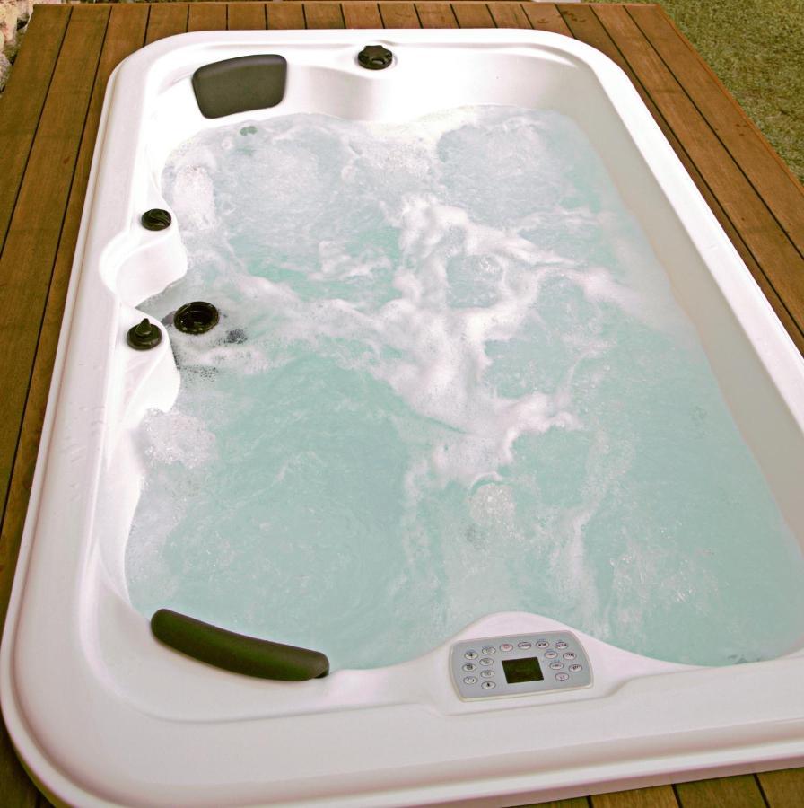Una Spettacolare Vista Mare - Casa Con Jacuzzi Bergeggi Exteriör bild