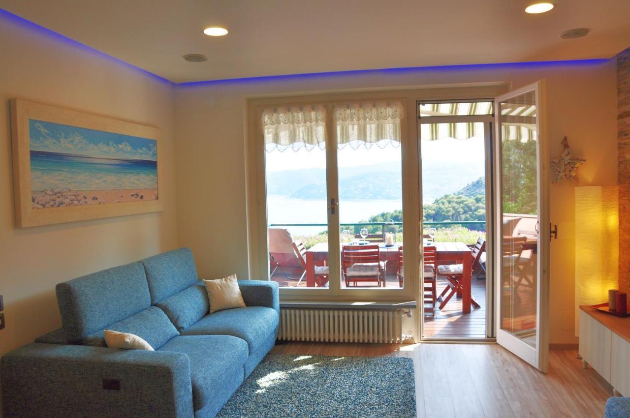 Una Spettacolare Vista Mare - Casa Con Jacuzzi Bergeggi Exteriör bild